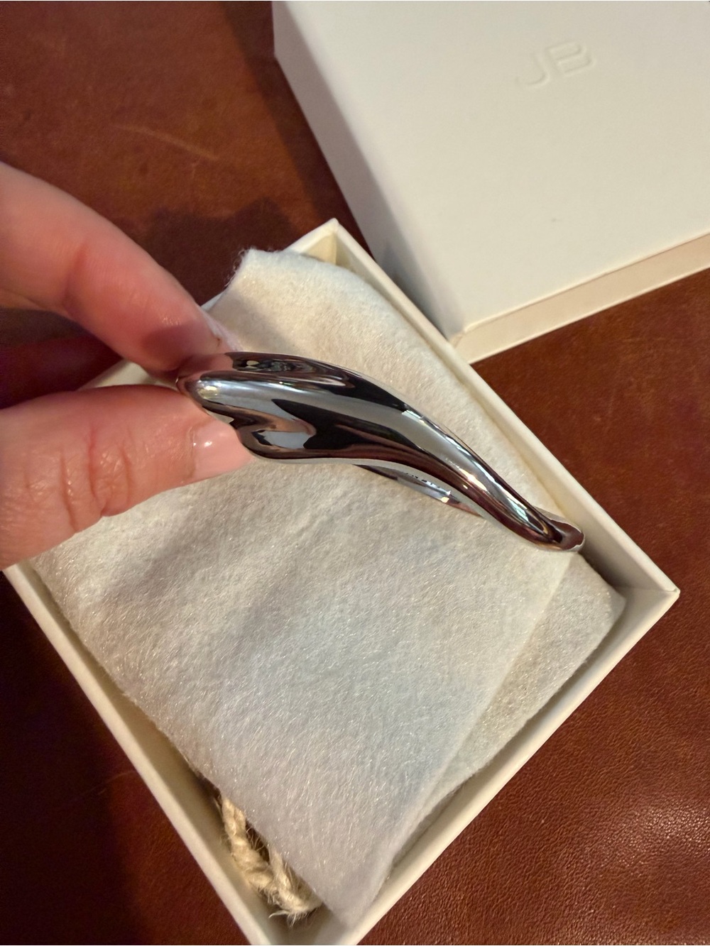 NWT Jenny Bird Portia Bangle Bracelet Silver - Picture 8 of 10